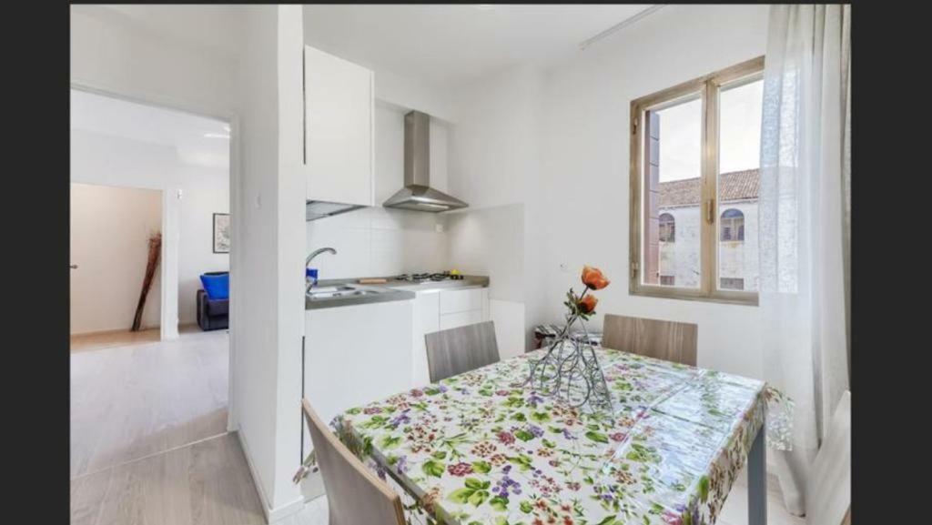 Sweety Mary Apartment Velence Kültér fotó